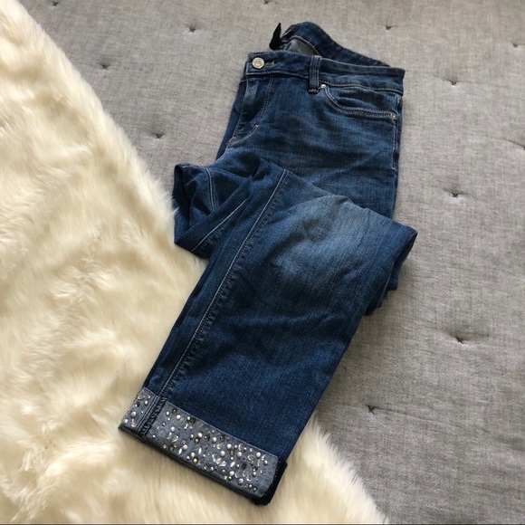 White House Black Market Denim - White House black market slime ankle jeans sz.6